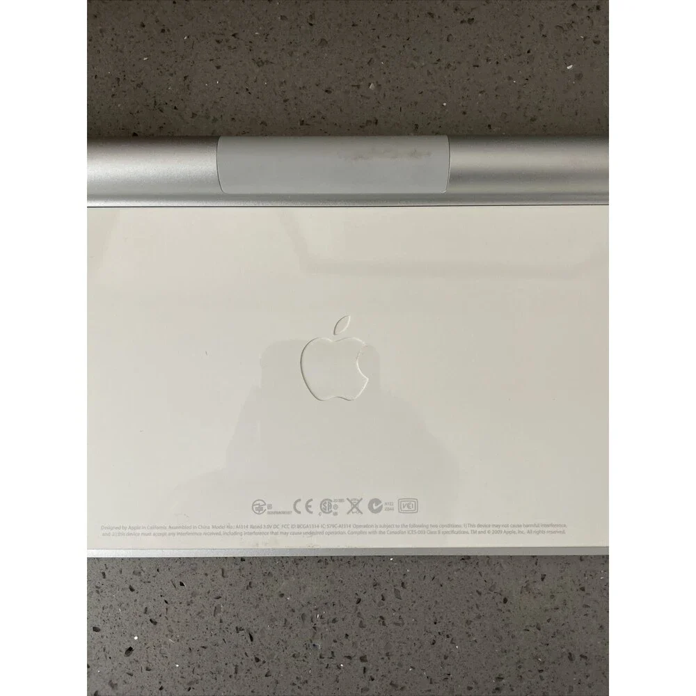 Genuine Apple A1314 wireless bluetooth keyboard not working, AS-IS for parts